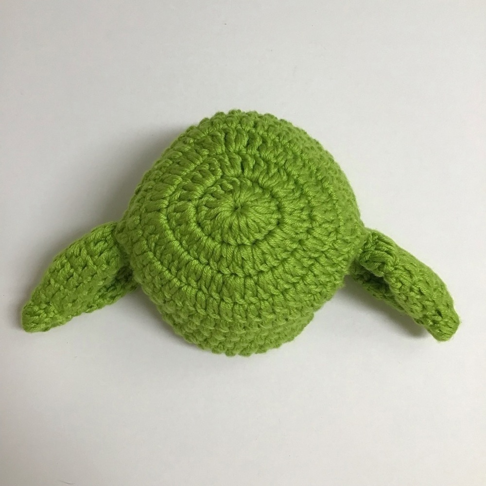 Baby Yoda Hand Knit Beanie Star Wars Disney Green Grogu Mandalorian Infant Hat - Picture 6 of 7